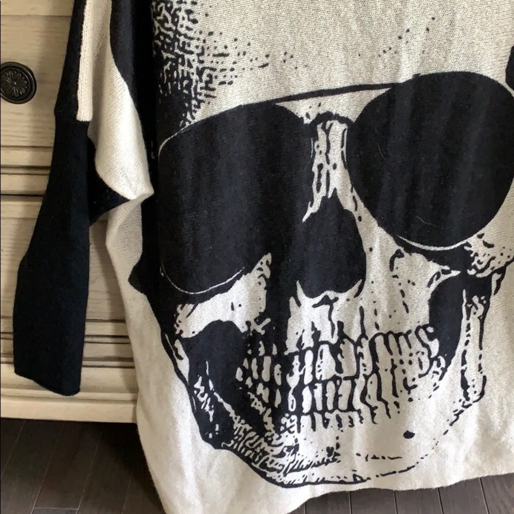 Skull Cashmere sweater - Picture 2 of 4